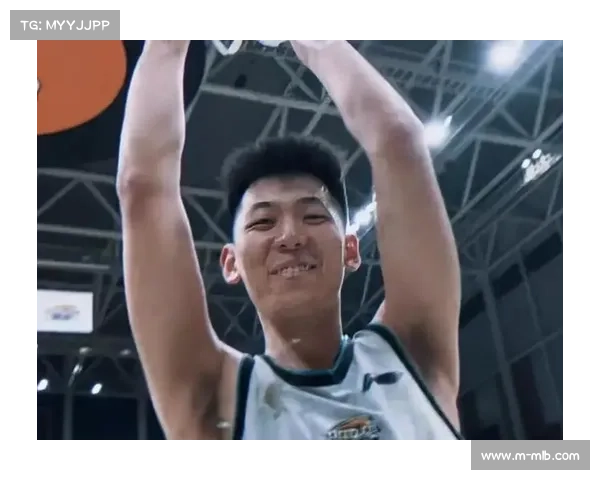 辽宁年轻球员张陈治锋15+7，成连败中唯一亮点